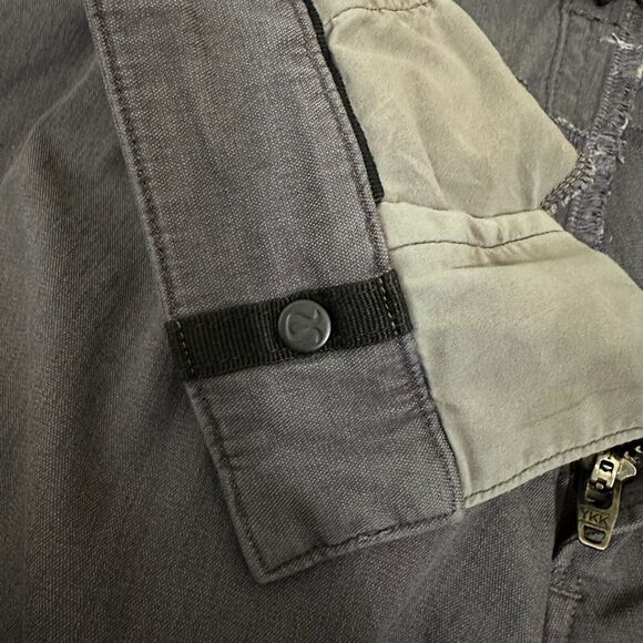 LULULEMON M's ABC Classic-Fit 5 Pocket Pant Warpstreme in Washed Grey - Picture 10 of 14